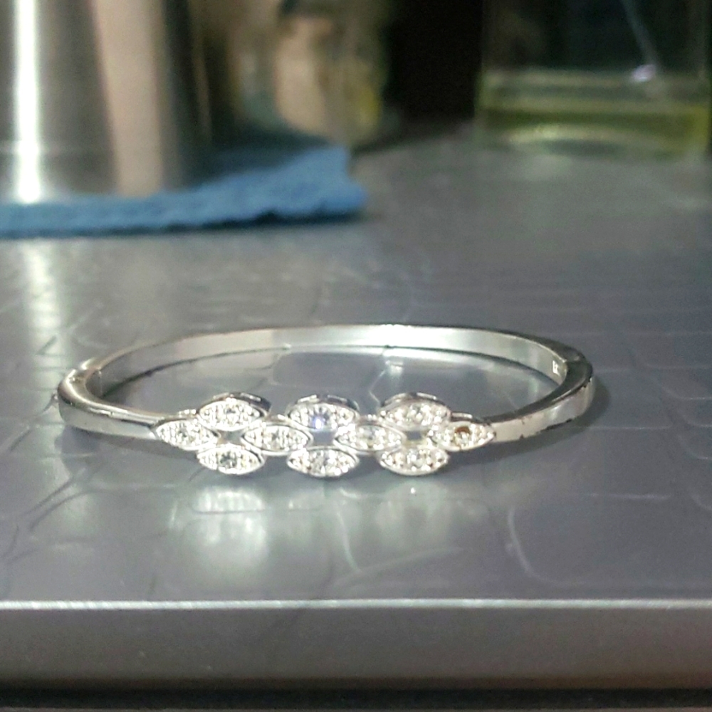 Bracelet - Picture 3 of 7